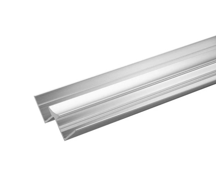 Moulure de coin interne pour panneau PVC 4 mm – Chrome